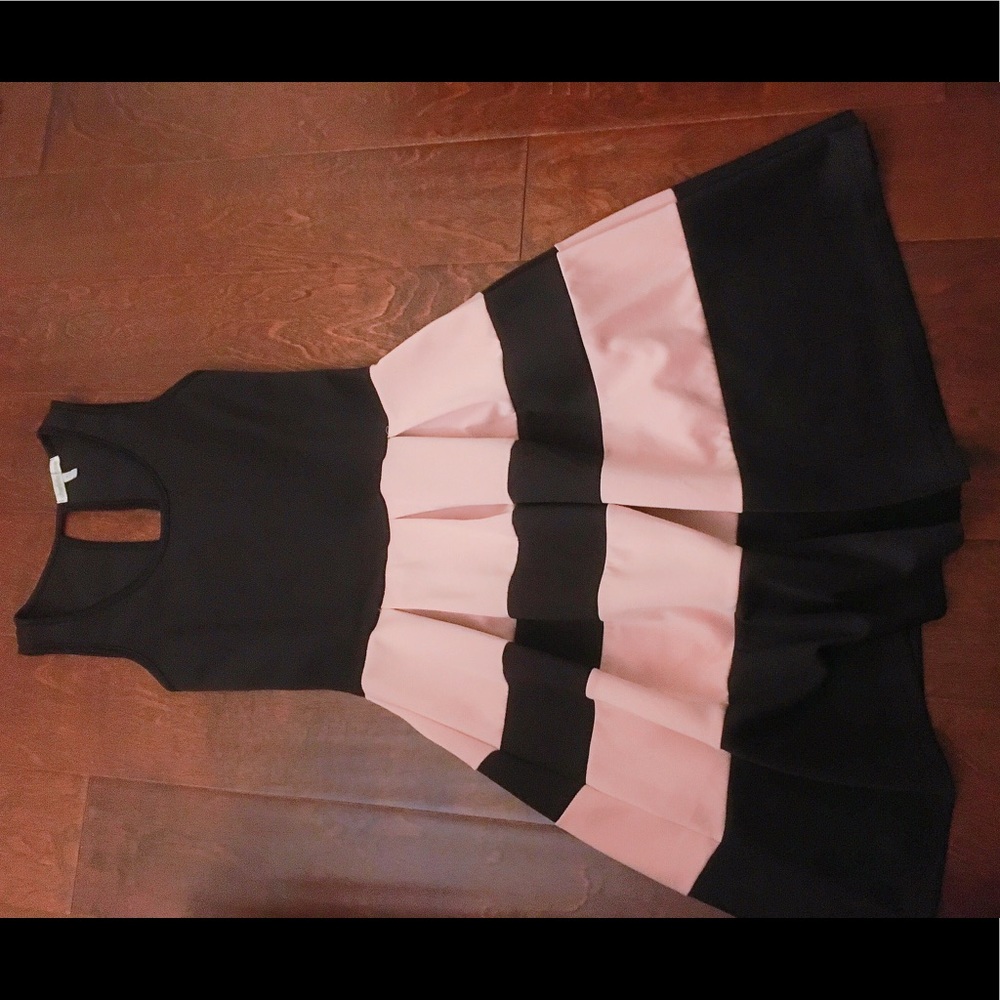 Blackpink - Picture 1 of 1